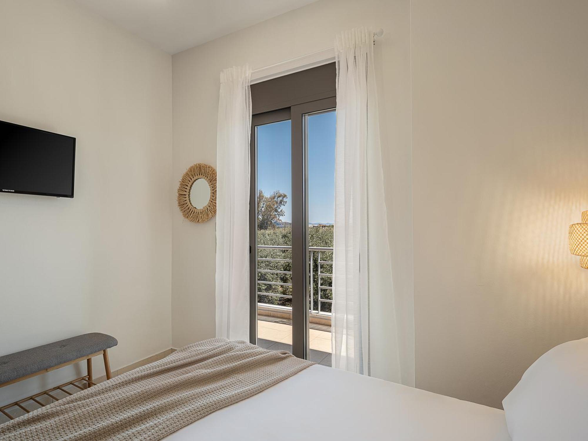 Sol Luxury Apartment - Close To The Beach With A Private Mini Pool 干尼亞 外观 照片