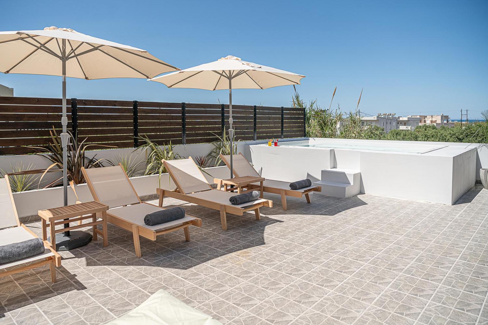 Sol Luxury Apartment - Close To The Beach With A Private Mini Pool 干尼亞 外观 照片