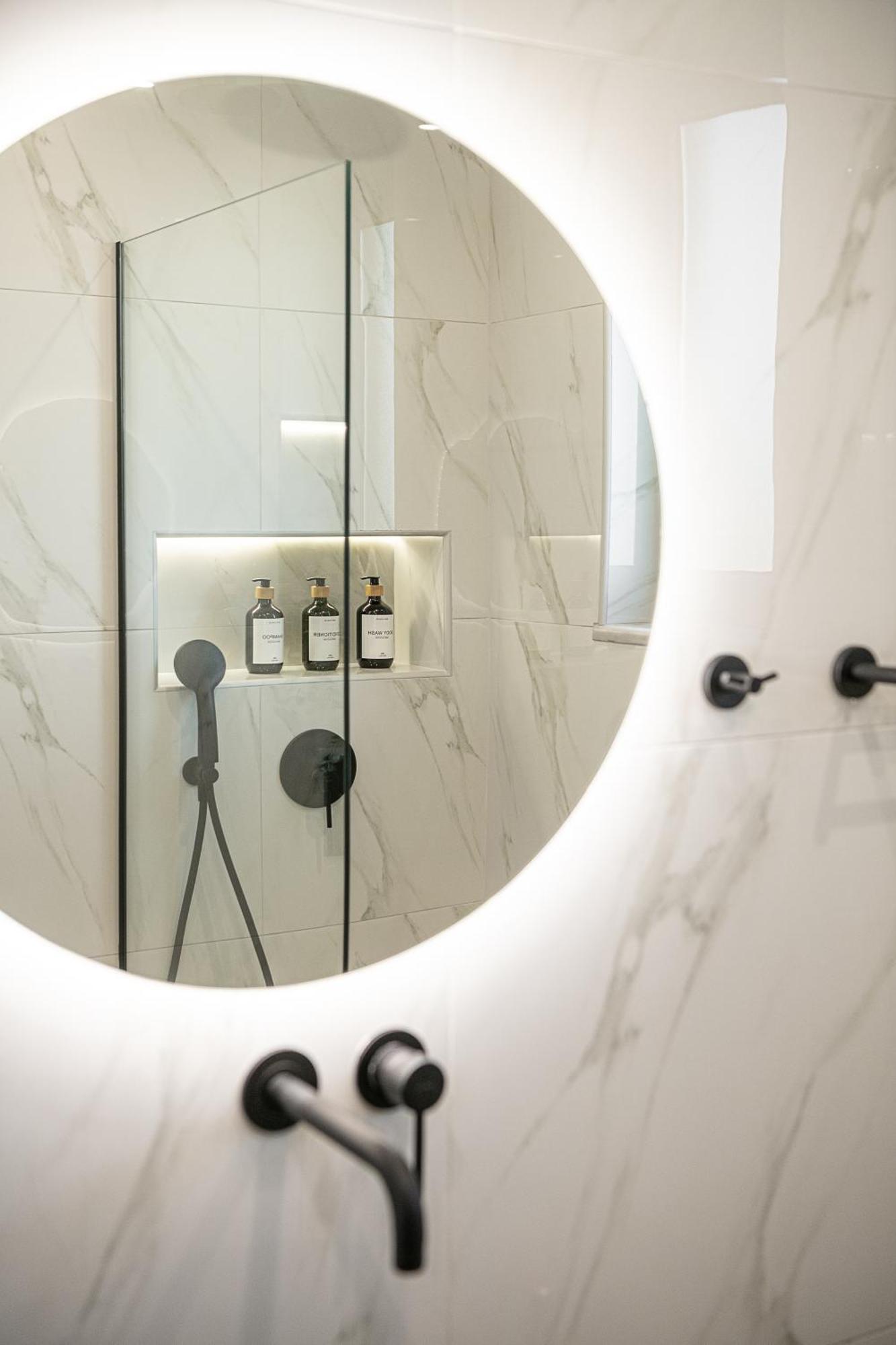 Sol Luxury Apartment - Close To The Beach With A Private Mini Pool 干尼亞 外观 照片